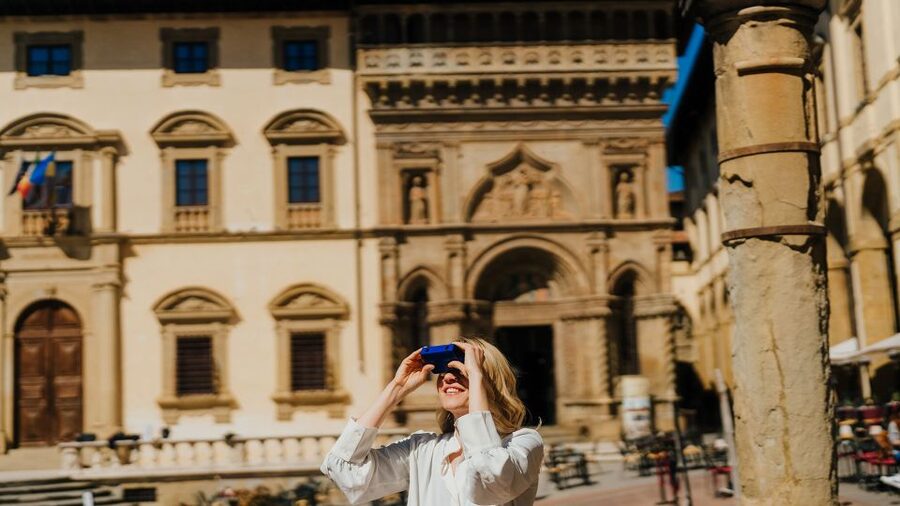 2 Hours Free Arezzo tour without the use of your smartphone - Should You Book This Arezzo Digital Detox Walk?