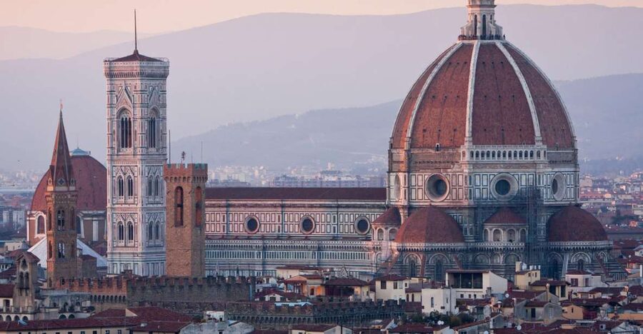 Best of Italy: 5-Day Escorted Tour from Rome - Day 1: Rome to Assisi to Siena to Florence (with a welcome dinner)