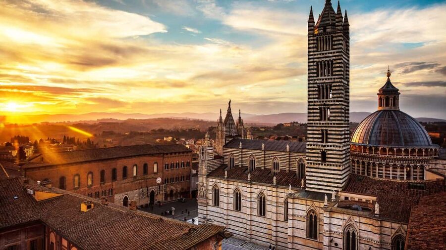 Best of Siena: Private Walking Tour with a Local - Walking comfort, timing, and what to do before you meet