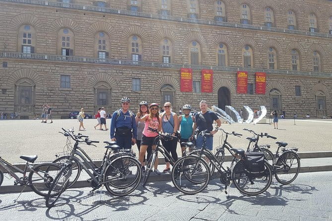 Bike Tour of Florence with Piazzale Michelangelo - Piazza Santa Croce and Piazza della Signoria, the two-square finale