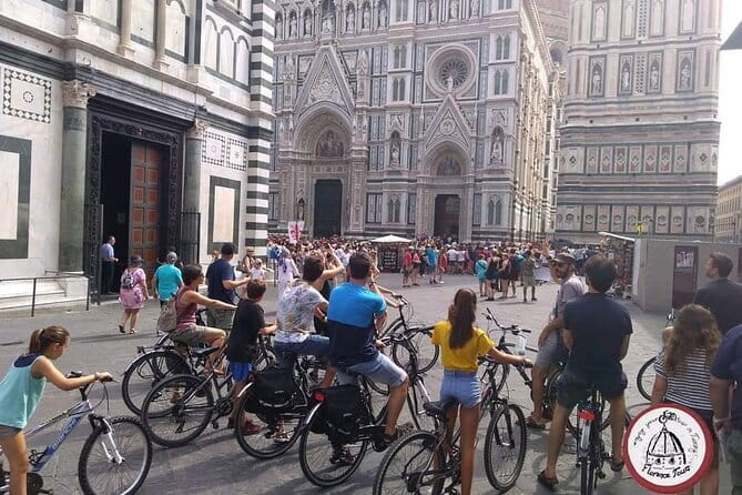 Bike Tour of Florence with Piazzale Michelangelo - Getting set up at Via Camillo Cavour, 21R