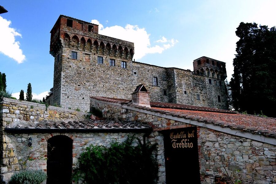 Chianti Rufina: Wine Tour in Castle & Historical Villa - Key things I’d focus on before you go