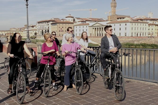 Chianti Wine Tour from Florence - Guide Styles and Group Size: How It Feels in the Real World
