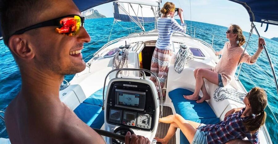Cinque Terre: 2-Hour Private Boat Tour - Price and what $574.78 per group really means
