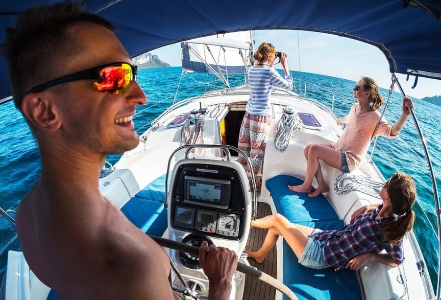 Cinque Terre: 2-Hour Private Boat Tour - Corniglia stop: classic perspective, small-town charm from the water