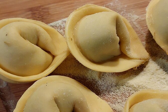 Cooking Class on a Family Farm in Chianti with Lunch - Making fresh pasta the hands-on way: tagliatelle, ravioli, tortelloni