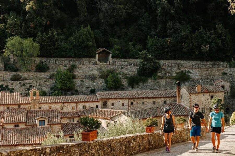 Cortona: Guided E-Bike Tour of Tuscany's Hidden Gem - Why Cortona by e-bike feels like a movie, without the pain