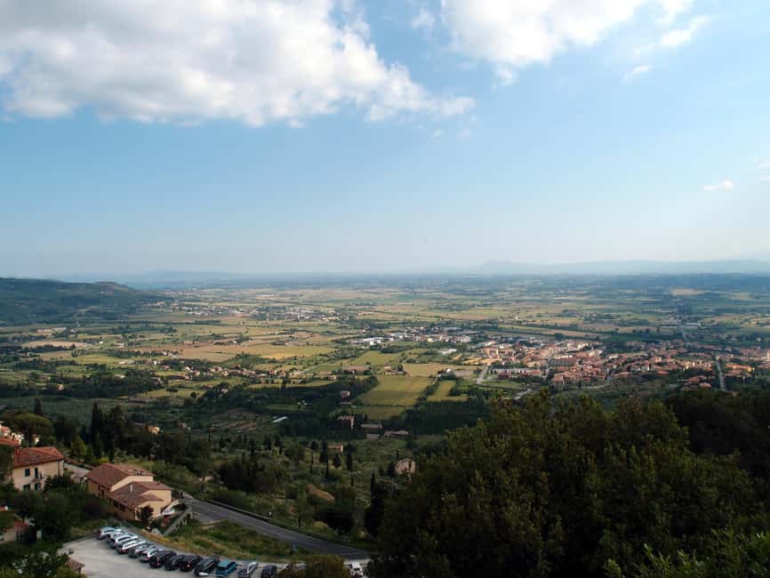 Cortona: Guided Walking Tour - Why Cortona’s street-level history feels special