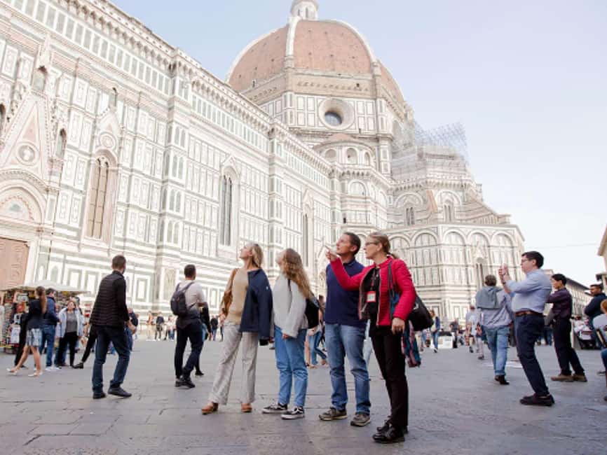Discover Florence Walking Tour: Guided Tour - Piazza della Repubblica: Roman traces under modern Florence