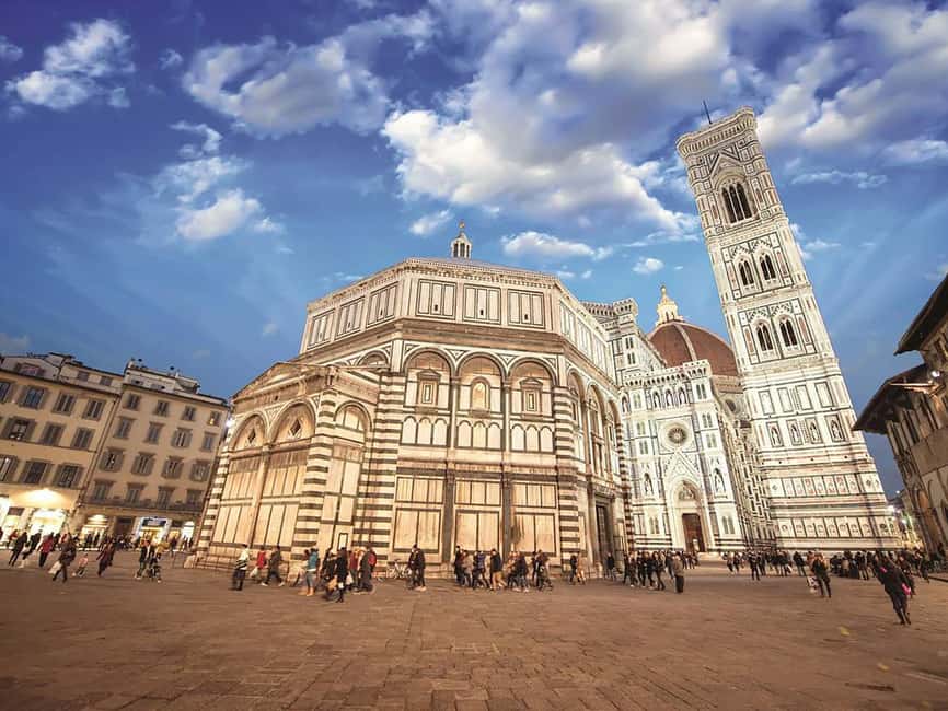 Discover Florence Walking Tour: Guided Tour - At the Duomo: Brunelleschi’s Dome and Giotto’s Bell Tower