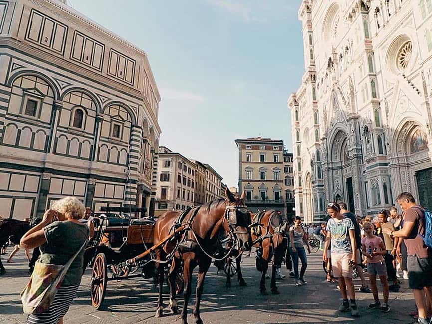 Discover Florence Walking Tour: Guided Tour - Palazzo Medici Riccardi: where influence looks like a palace
