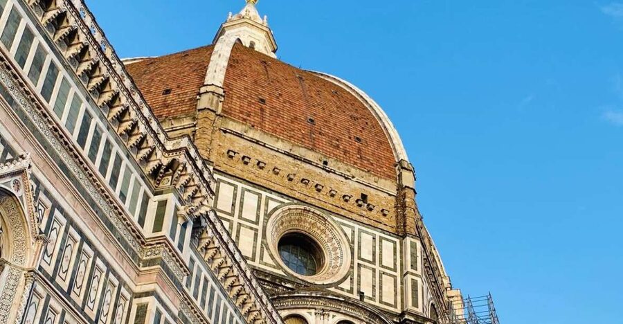 Entry Tickets to Brunelleschi's Cupola in Florence - Why Brunelleschi’s Cupola climb feels like the real Florence
