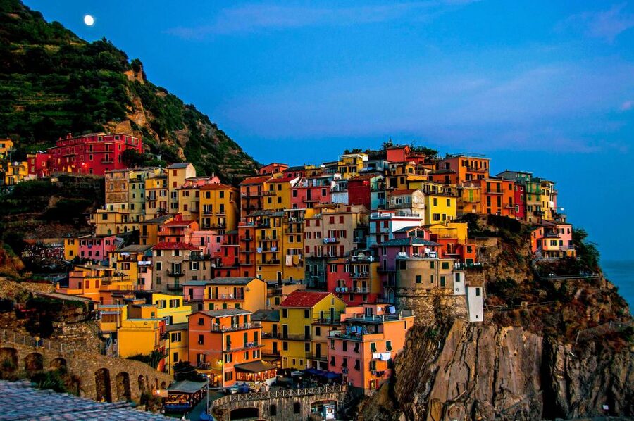 Exclusive Cinque Terre day tour by Ferry with stop in Pisa - Riomaggiore: the first village stop and how to not rush it