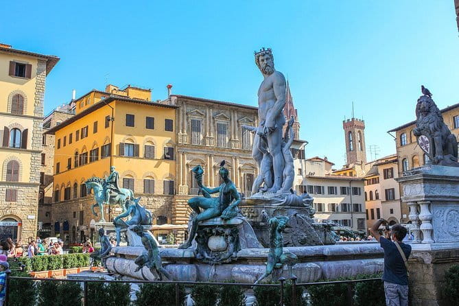 Exclusive Cinque Terre Day Trip from Florence - What Your Day Looks Like, From Shoes to Photos