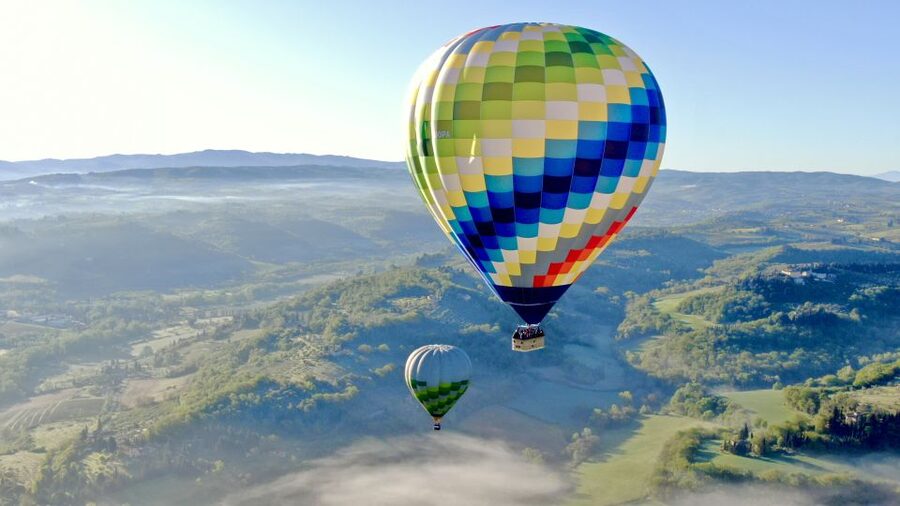Exclusive Private Balloon Tour for 2 in Tuscany - The landing moment: champagne toast and local breakfast