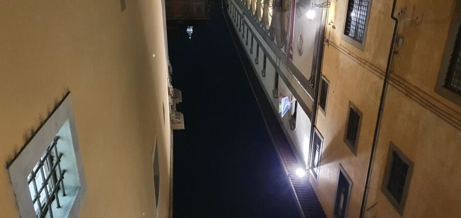 Florence: 2-Hour Esoteric Guided Walking Tour - Esoteric Florence in Two Hours: A Guided Story Walk With Bite