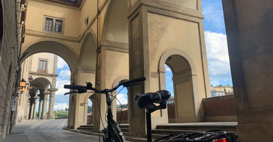 Florence: 2-Hour Guided Bike Tour - Florence on a bike, in 2 hours, not a week