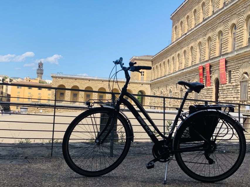 Florence: 2-Hour Guided Bike Tour - Ponte Vecchio plus Ponte alle Grazie: two bridges, two moods