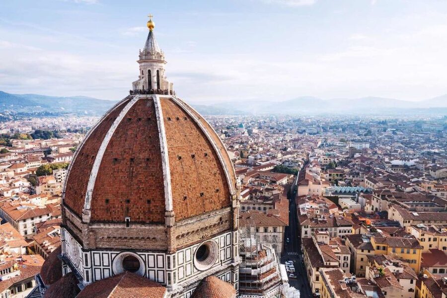Florence: 2-Hour The Secrets of the City Walking Tour - What the Small Group Really Changes