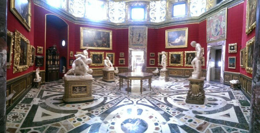 Florence: 4-Hour Private Tour Including Uffizi & Accademia - Museum Rules and Dress Code: Small Things That Can Save Headaches