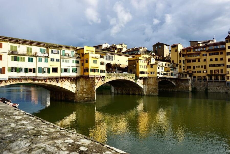 Florence: 60-Minute Eco-Friendly Golf Cart City Tour - Vasari Corridor passing and the move from old power to city traditions