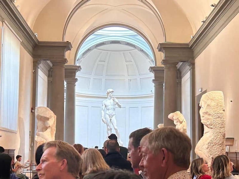 Florence: Accademia and David Entrance Ticket with a Host - Accademia Gallery access, with a host who helps you start smoothly