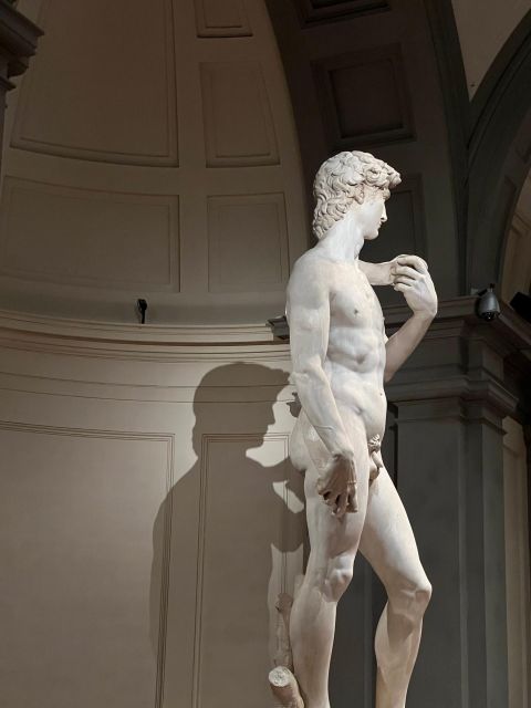 Florence: Accademia Gallery Guided Tour and Priority Entry - Guided time in the gallery: how the Renaissance gets explained