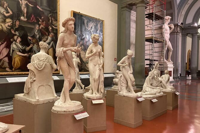Florence: Accademia Gallery Small-Group Guided Tour - Michelangelo’s David: more than a famous photo