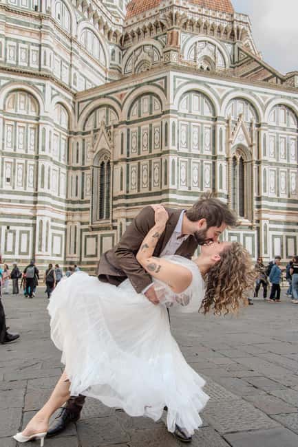 Florence: Amazing Photoshoot at the Duomo! - How the Session Works in Real Life (Not Just in Theory)