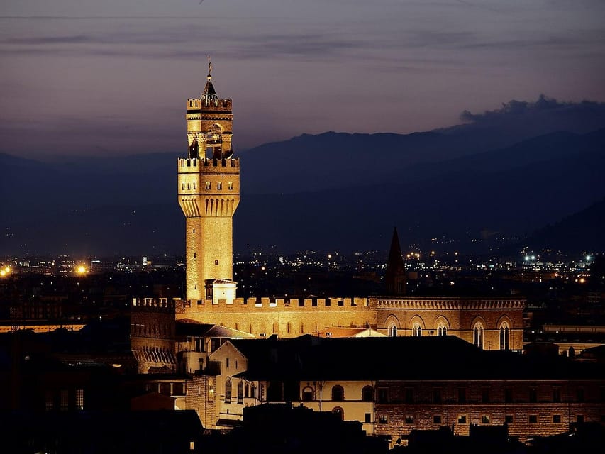 Florence: Arnolfo Tower Climb & Palazzo Vecchio Entry Ticket - Meeting at the Neptune Fountain, and how not to lose time