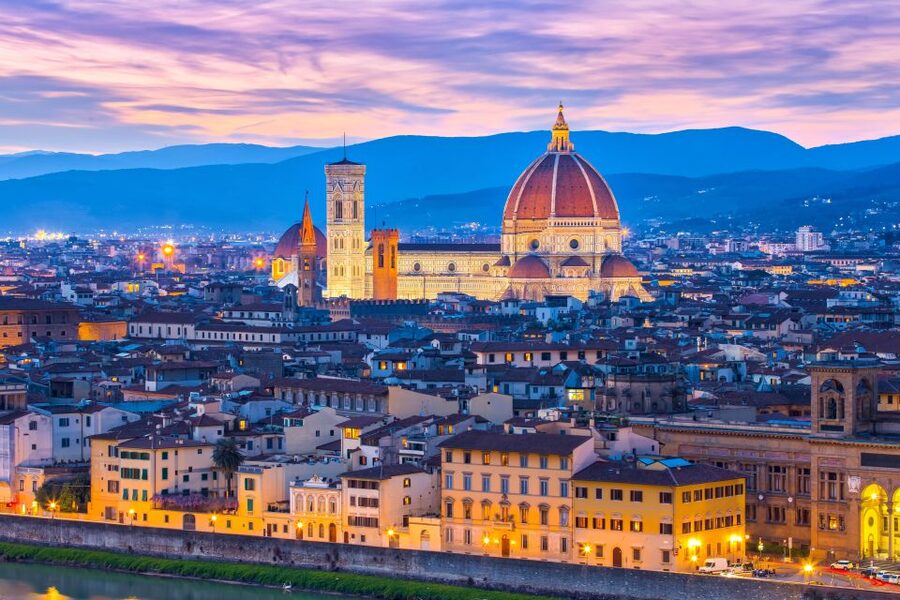 Florence at Night Bike Tour with Wine and Aperitivo Picnic - Lungarno Benvenuto Cellini aperitivo picnic: wine, local bites, and the best “slow down” moment
