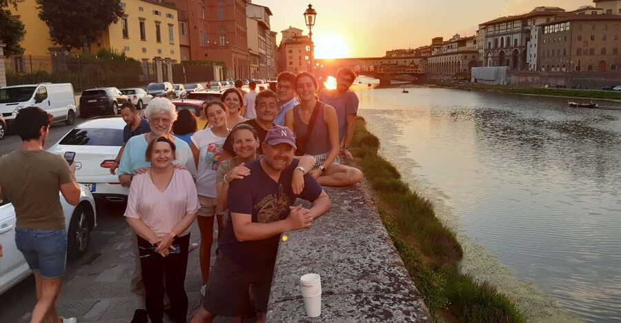 Florence at Night Bike Tour with Wine and Aperitivo Picnic - San Frediano and Santo Spirito: where the evening starts to feel local
