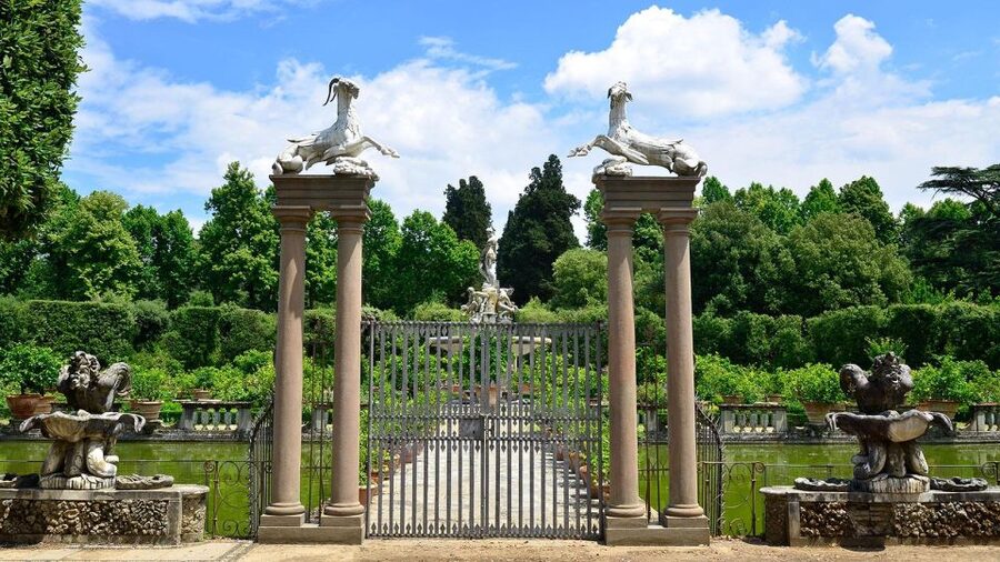 Florence Audioguide - TravelMate app for your smartphone - Florence Intro and Local Food: The Best Way to Start Smart