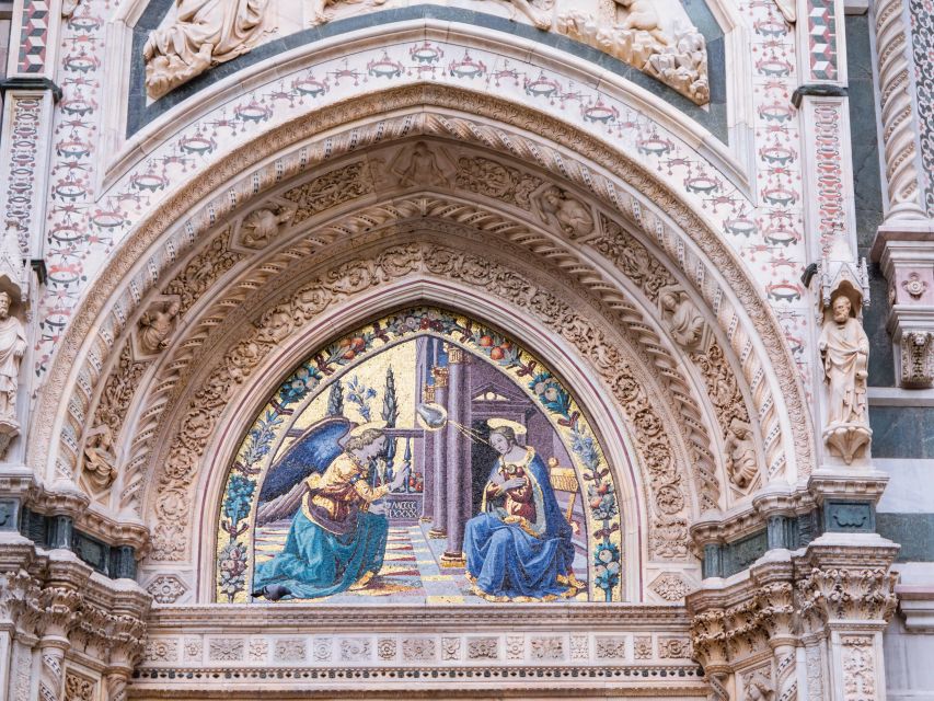 Florence: Brunelleschi's Dome Climb Entry Ticket & Duomo - Group size and timing: why the small group format helps