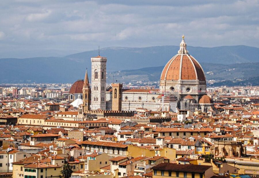 Florence: Brunelleschi's Dome Climb Entry Ticket & Duomo - Duomo interior access: Cathedral of Santa Maria del Fiore, stained glass, and art at eye level