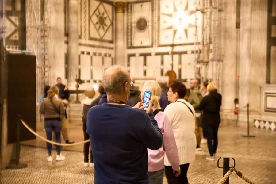 Florence: Cathedral, Terraces and Dome Skip-the-Line Tour - The Duomo terraces: the rare viewpoint you should plan for