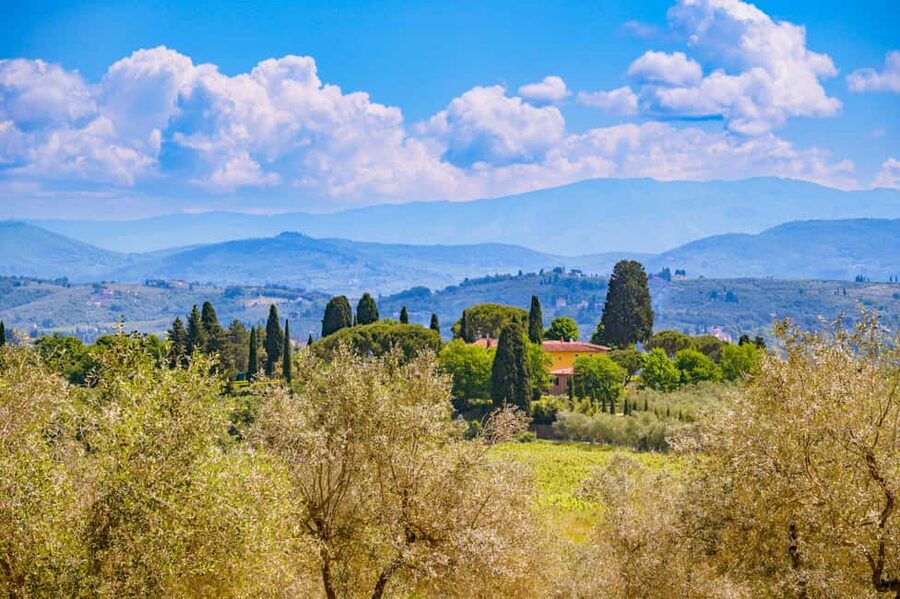 Florence: Chianti E-Bike Tour with Lunch & Two Wine Tastings - Getting started in Florence: meeting point, test ride, and first instructions