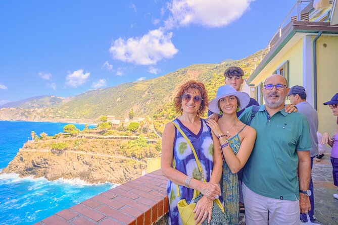 Florence: Cinque Terre Park Day Trip with Optional Street Food - Logistics that can make or break your day: time, steps, and stations