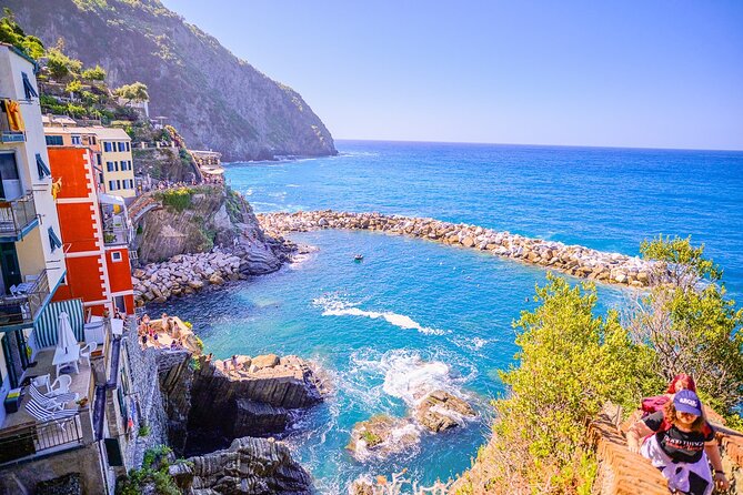Florence: Cinque Terre Park Day Trip with Optional Street Food - Florence to La Spezia Centrale: coach ride, then a quick station-to-village switch