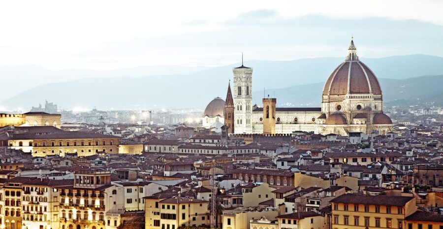 Florence: Climbing Tour of Brunelleschi’s Dome - Finding the right start: Lindt meeting point and quick orientation