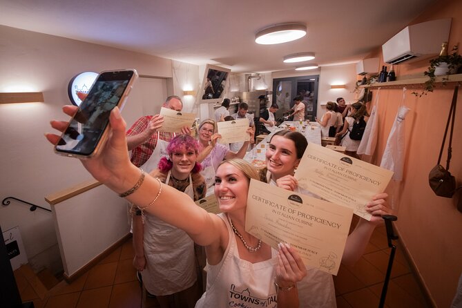 Florence Cooking Class The Art of Making Gelato & Authentic Pizza - Unlimited Wine, Group Energy, and the Table-Style Dinner Feel