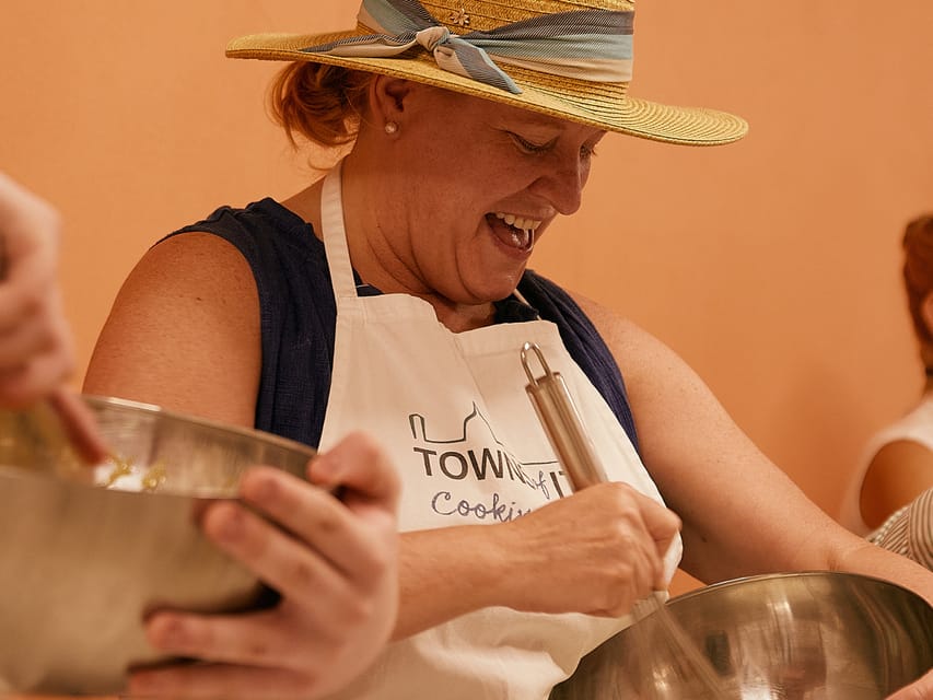 Florence: Cooking Class with Local Food Market Tour - Key things you’ll notice right away