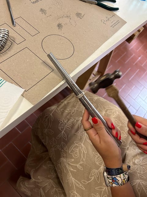 Florence: Custom wedding ring making experience. - Meet Florencia, the Goldsmith Teaching Your Hands