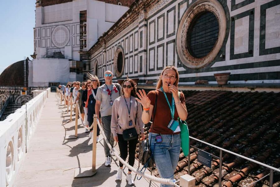 Florence: David at Accademia and Duomo Terraces VIP Tour - Starting at Piazza di San Marco: the easy meet-up