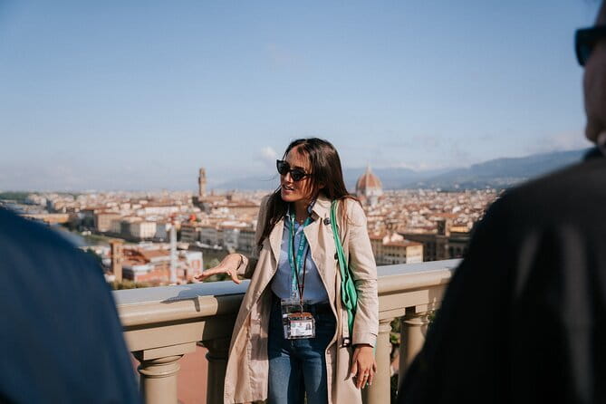 Florence Day Trip: Chianti Wine Tasting, Siena, San Gimignano - The Chianti family-farm lunch: wine cellar tour plus a real meal (not just tasting bites)