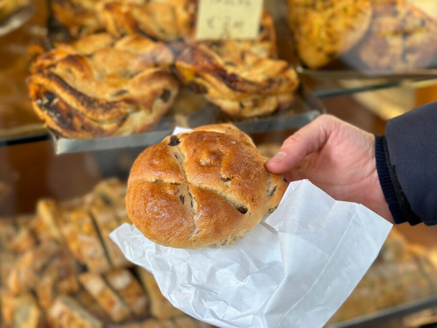 Florence: Duomo area Tasting Food Tour with Local Guide - The morning market stop, where the flavors start (morning tour)