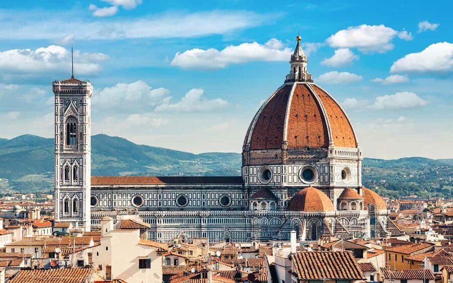 Florence: Duomo Cathedral Express Guided Tour - What the Guide Tells You, From 7th-Century Roots to Last Judgement