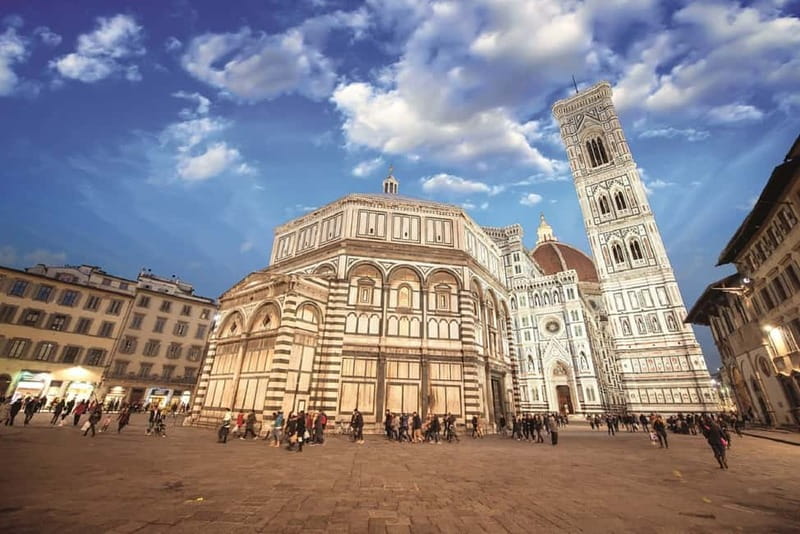 Florence: Duomo Cathedral Small Group Tour - Main artworks inside: how a guide changes your experience
