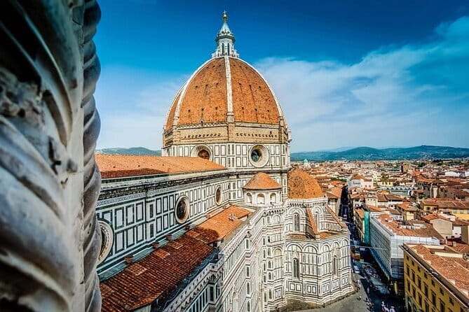 Florence Duomo Cathedral with Host & Audio Guide (Interior Only) - What this Duomo visit feels like (and what it does not)