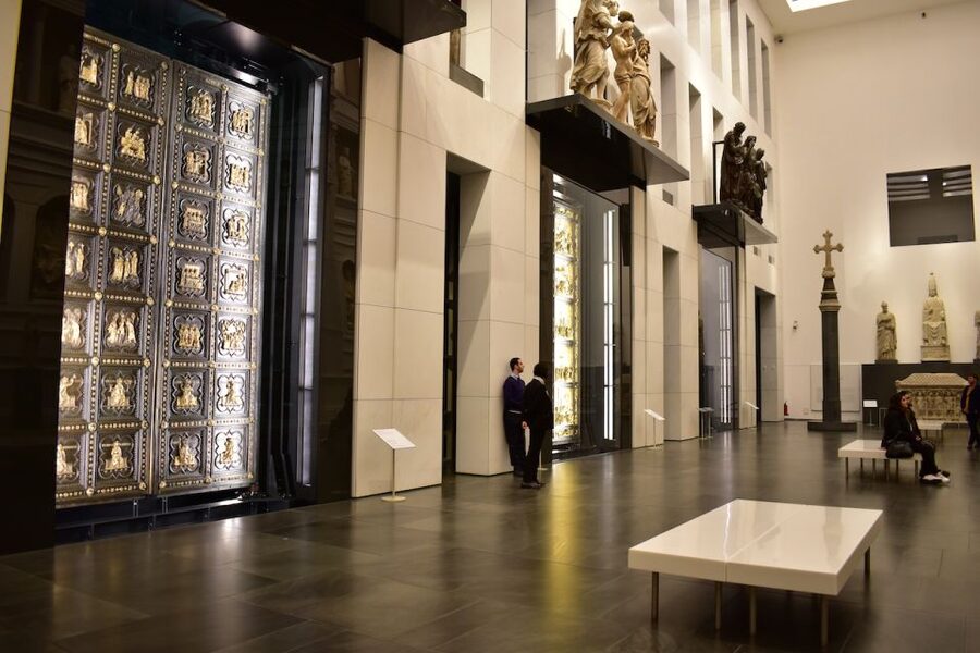 Florence: Duomo Complex Tour with Giotto Tower Ticket - Santa Maria del Fiore and Duomo Square, what you should focus on